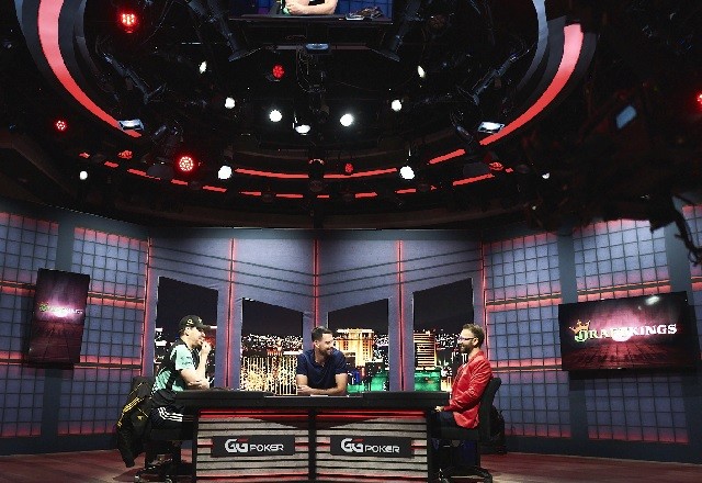 Хельмут и Негреану сразились в High Stakes Duel