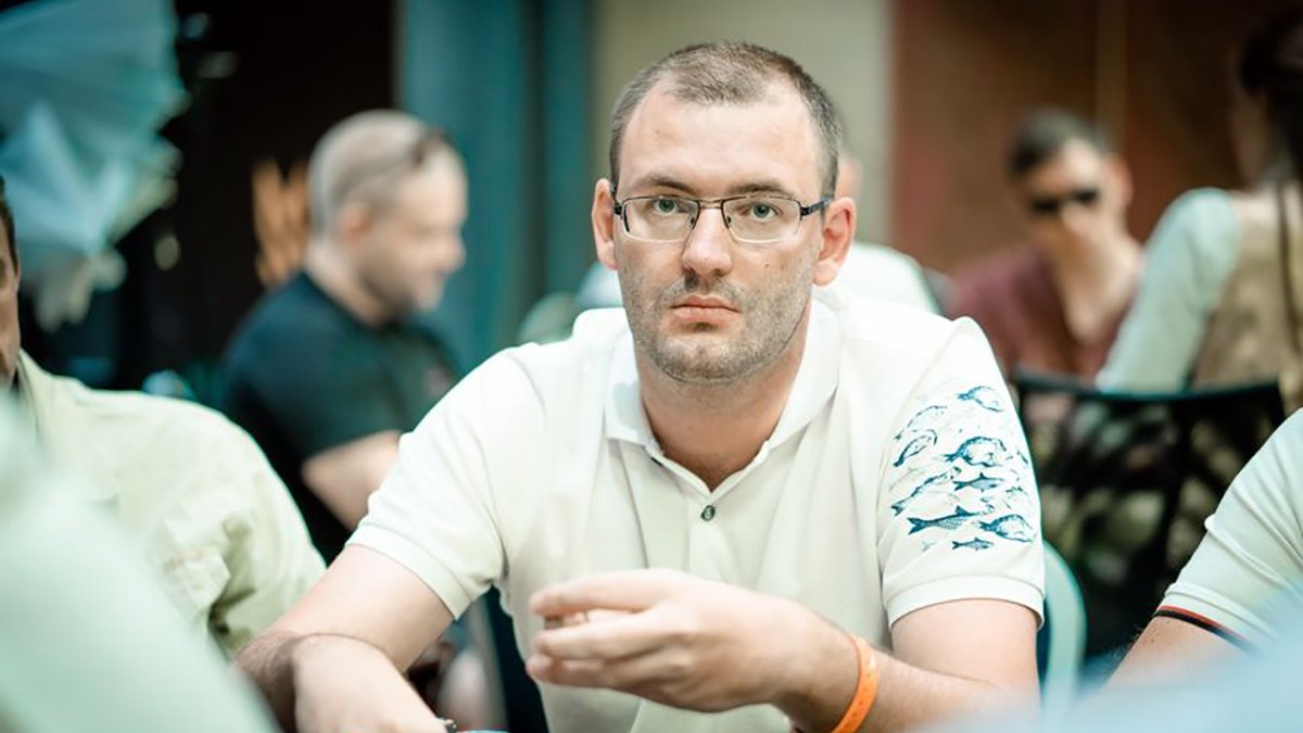 Андрей Новак победил в двух турнирах на GGPokerOK в прямом эфире