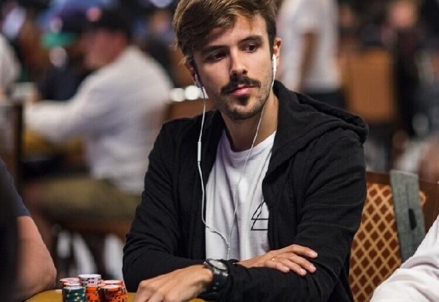 Юри Дзивилевски выиграл в турнире Super Million$ 408 000$